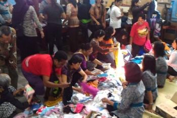 Suster OSF Muntilan Gelar Pasar Murah