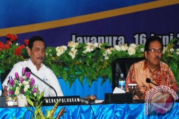 Menkopolhukam tunggu evaluasi RUU Otsus Plus 
