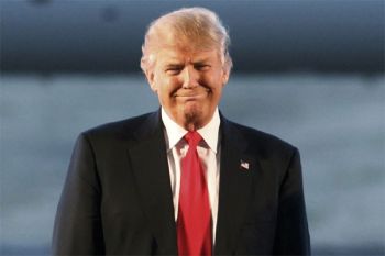 FBI: Trump Salah Soal Muslim di AS