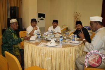 Pemkab Parimo Buka Puasa Bersama Untuk Jalin Kebersamaan