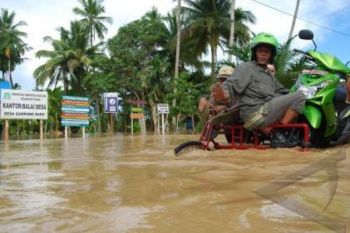 Kebumen Dilanda Banjir dan Longsor