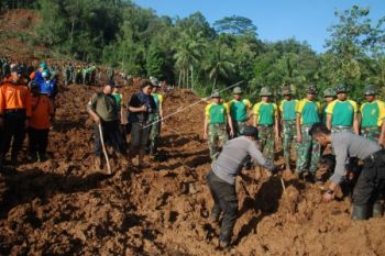 Empat Korban Longsor Purworejo kembali Ditemukan