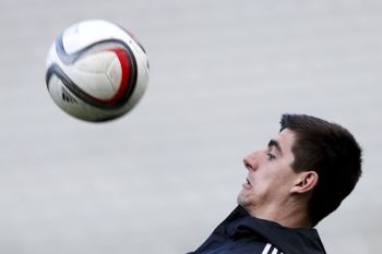 Euro 2016, Swedia Berharap Akan Memperdaya Courtois