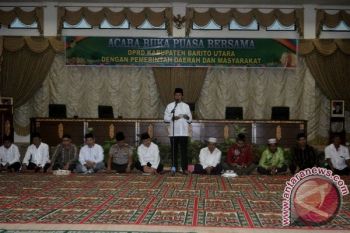 Bupati Barut Minta Maaf Atas Gangguan PLN dan PDAM