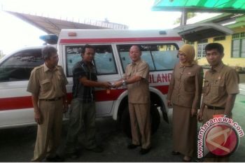 Pemkab PALI terima hibah mobil ambulan