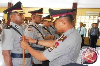 Enam pejabat Polres Biak diganti