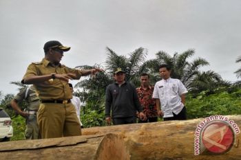 Legislator ingatkan kepala daerah jangan kecolongan saat normal baru
