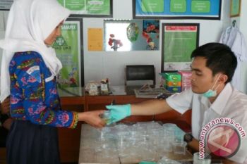 360 Calon Siswa SMKN 1 Sampit Jalani Tes Urine 