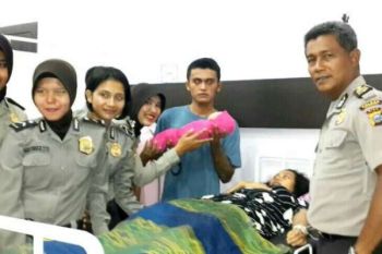 Tahanan Mapolres Kampar Kasus Penggelapan Mobil ini Melahirkan Bayi Laki-Laki