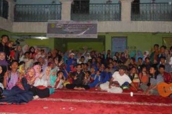 UMRI Santuni 70 Anak Yatim Piatu Panti Asuhan Al Hasanah