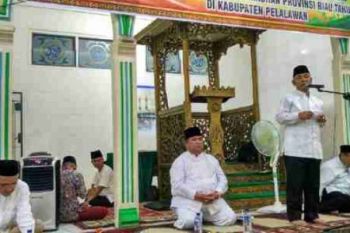Bupati Pelalawan Hadiri Safari Ramadan Provinsi Riau di Sei Kijang 