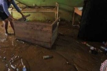 Pemerhati Lingkungan Unand Minta Warga Kota Padang Siapkan Makanan Cadangan