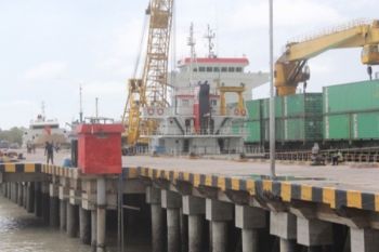 Masyarakat ancam tutup akses Pelabuhan Laut Merauke 