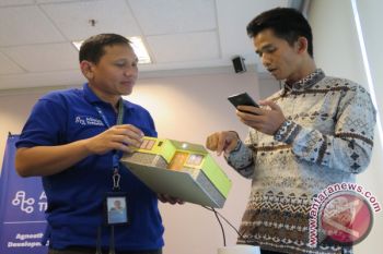 XL rangkul developer lokal