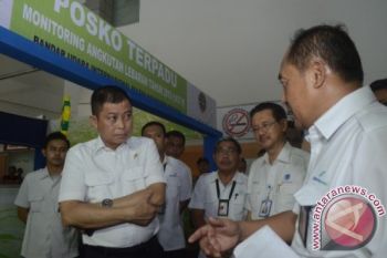TINJAU BANDARA SULTAN HASANUDDIN