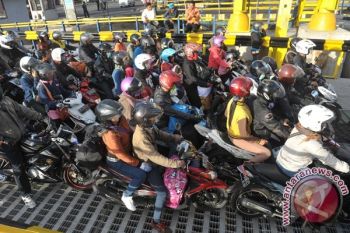 Hingga Minggu Pagi, Antrean di Pelabuhan Gilimanuk Capai Enam Kilometer 