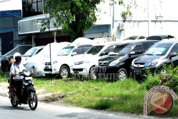 Pemilik Usaha Penyewaan Mobil Nikmati Rezeki Tahunan