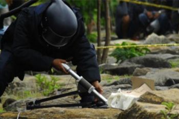 Usai Ledakan, Tim Penjinak Bom Sisir Mapolresta Surakarta