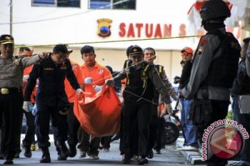 Jenazah Pelaku Bom Bunuh Diri Solo Tiba di RS Bhayangkara