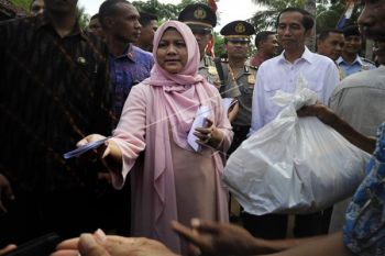 Presiden imbau masyarakat tenang terkait bom solo