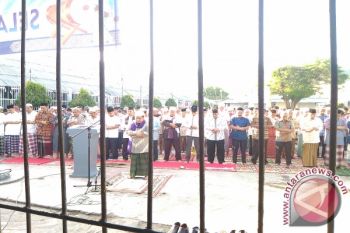 Dua warga binaan di Padang langsung bebas setelah dapat remisi khusus Idul Fitri