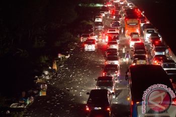 Terjadi Lagi Kemacetan Tiga Kilometer di Tol Brebes Timur