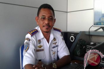 Lebaran 2016 - Arus Balik Melalui Bandara Mutiara Masih Sepi 