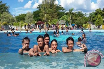 Obyek wisata pinggiran Palu diserbu wisatawan lokal
