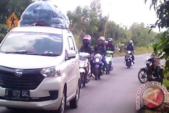 Jalintim Lampung masih dipadati kendaraan 