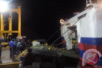Sling pintu kapal putus, penyeberangan di Bakauheni terganggu