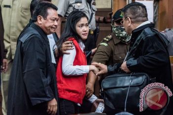 Jessica di Izinkan mengikuti Sidang tanpa Mengenakan Baju Tahanan