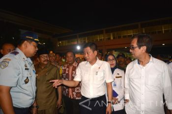 Sidak Menhub di Terminal Purabaya