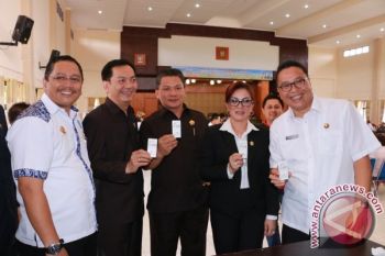 Pemkot-DPRD Tomohon Tes Urin
