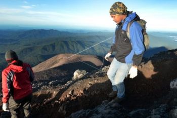 Mahasiswa Unsoed Siap Taklukan Gunung Huascaran Peru 