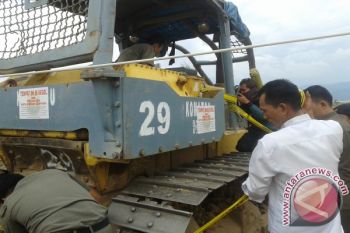  Reklamasi pantai Teluk Lampung dihentikan
