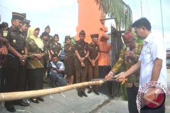 Bupati Barito Utara Minta Kejaksaan Sikapi Bijak Laporan Proyek 