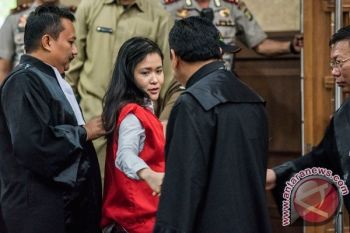Sidang Jessica masih Menghadirkan saksi Pegawai Kafe 