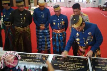 Gubernur minta Pemkab Maros optimalkan potensi daerah 