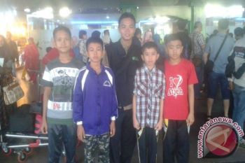 Empat Putra Sumbar Diberangkatkan Ikuti Program Beasiswa