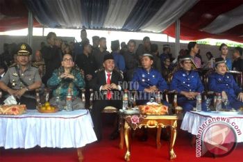 Gubernur Kalteng Dan Ruhut Sitompul Hadiri HUT Barito Utara