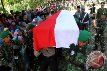 PEMAKAMAN JENAZAH ANGGOTA TNI SALAH TEMBAK