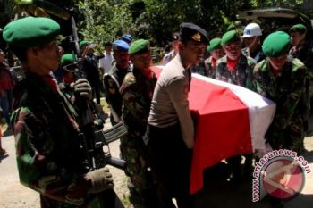 Serda Ilman dimakamkan secara militer di Pangkep 