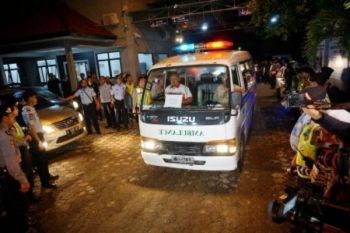 Ambulans Pembawa Jenazah Terpidana Mati Tinggalkan Nusakambangan