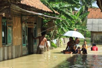 Cilacap Banjir, Ratusan Warga Mengungsi