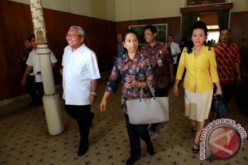 Menteri Rini Soemarno Dorong Pengembangan Carica di Dieng