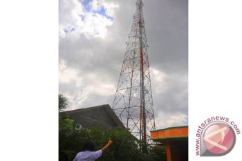 Sering Alami Korsleting, Warga Tangkalasa Minta Tower Telkomsel Segera Dibongkar
