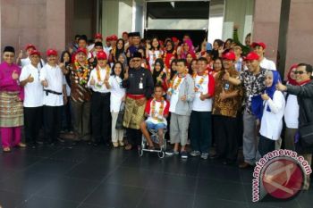 20 Peserta Siswa Mengenal Nusantara Berangkat ke Kepri