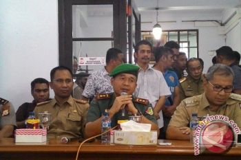 Dandim Makassar minta warga jangan dikotomikan TNI