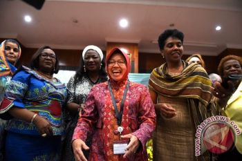 Peluang Risma maju sebagai Calon Gubernur DKI sama dengan Kandidat lain