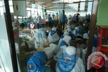 Keberangkatan Kloter II Padang Tertunda 7,5 Jam